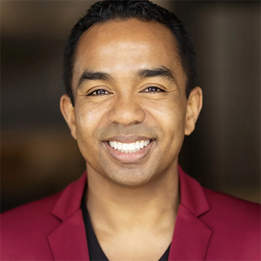 Martin Bakari