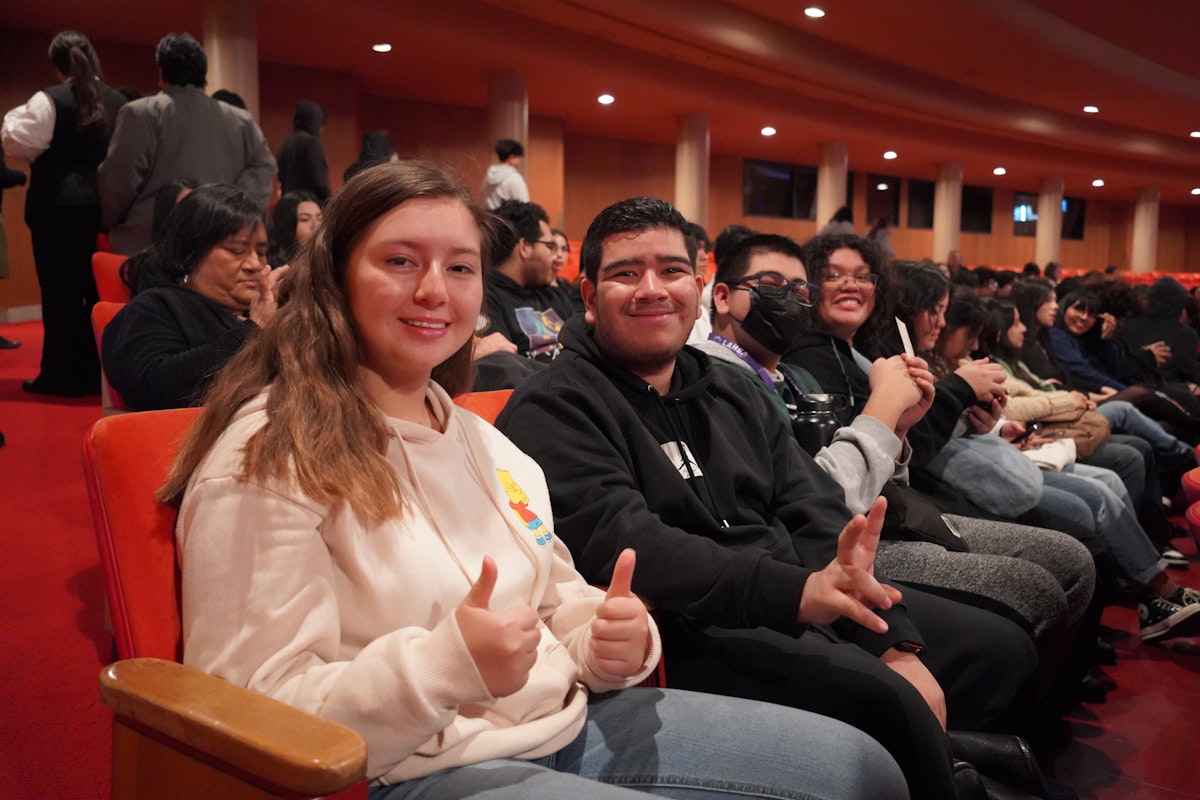 Students at LA Opera